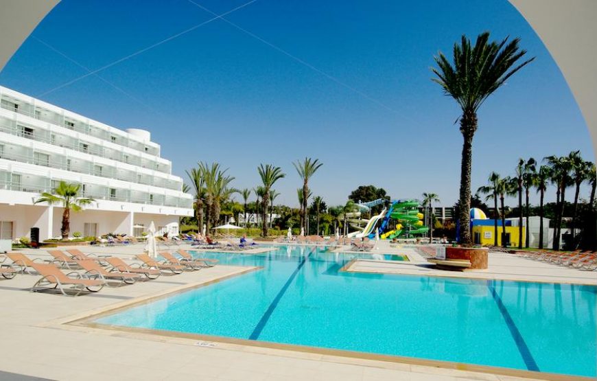 Atlas Amadil Beach
