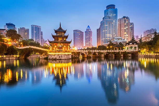 La Chine (PEKIN,NANJING,HANGZHOU,SUZHOU et SHANGHAI )