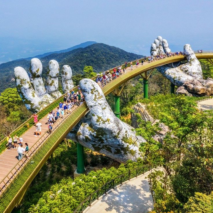 Circuit Vietnam 2026 – Hanoï, Baie d’Halong, Da Nang & Saigon en Hôtels 5★